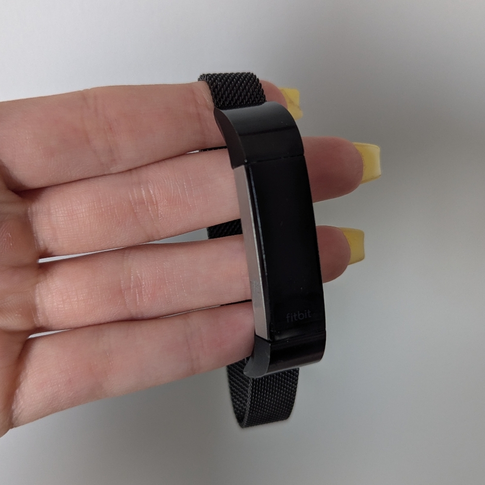 Fitbit Alta HR